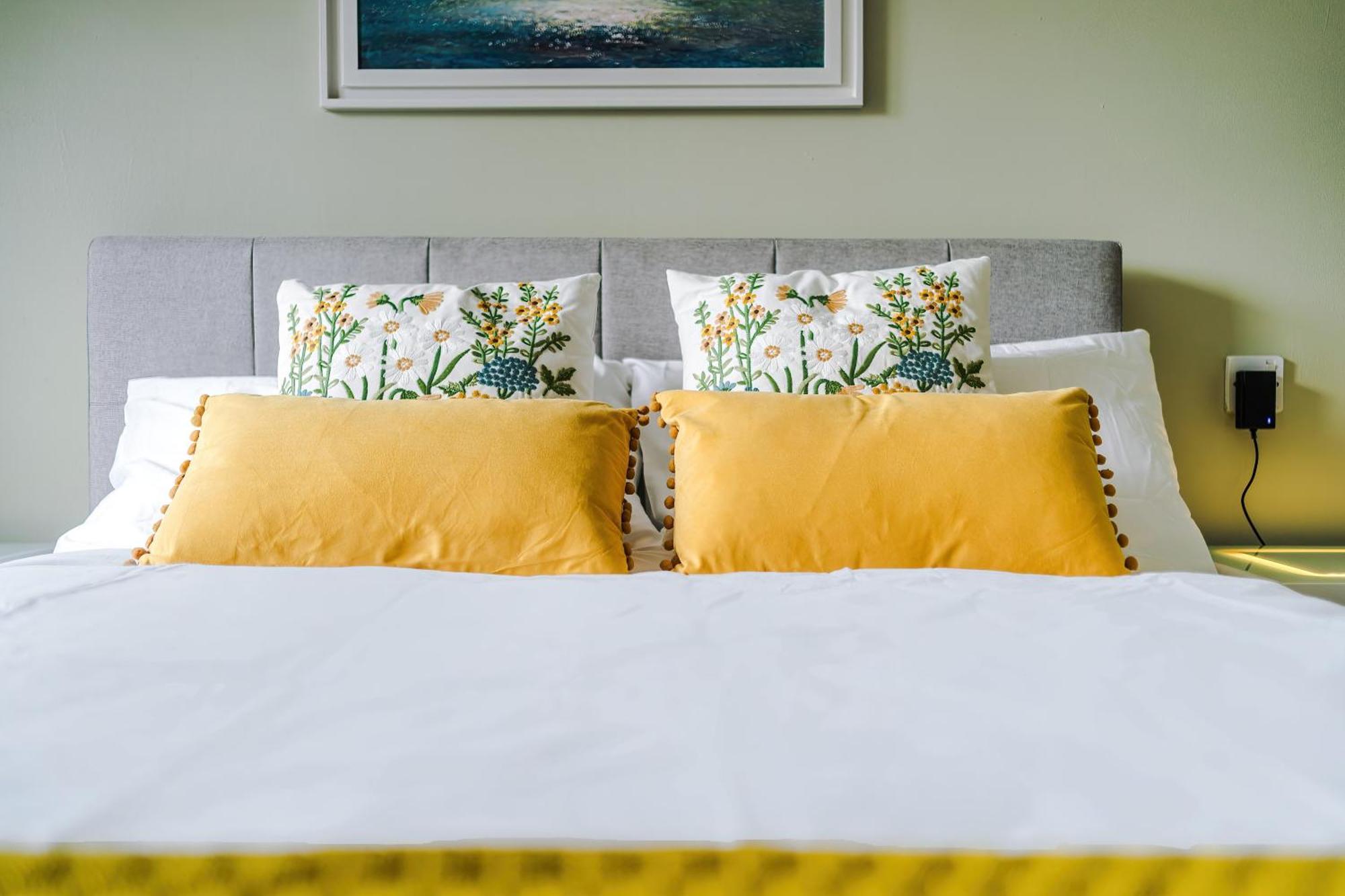 Beach Retreat With Hot Tub Sleeps 8 เพรสตาติน ภายนอก รูปภาพ